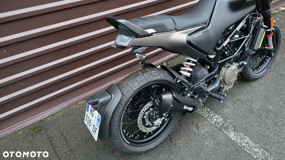 Husqvarna Svartpilen - 2