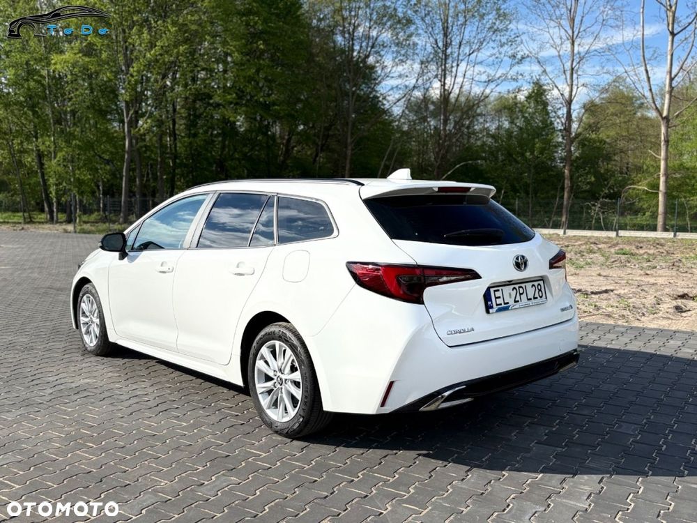 Toyota Corolla 1.8 Business Edition - 17