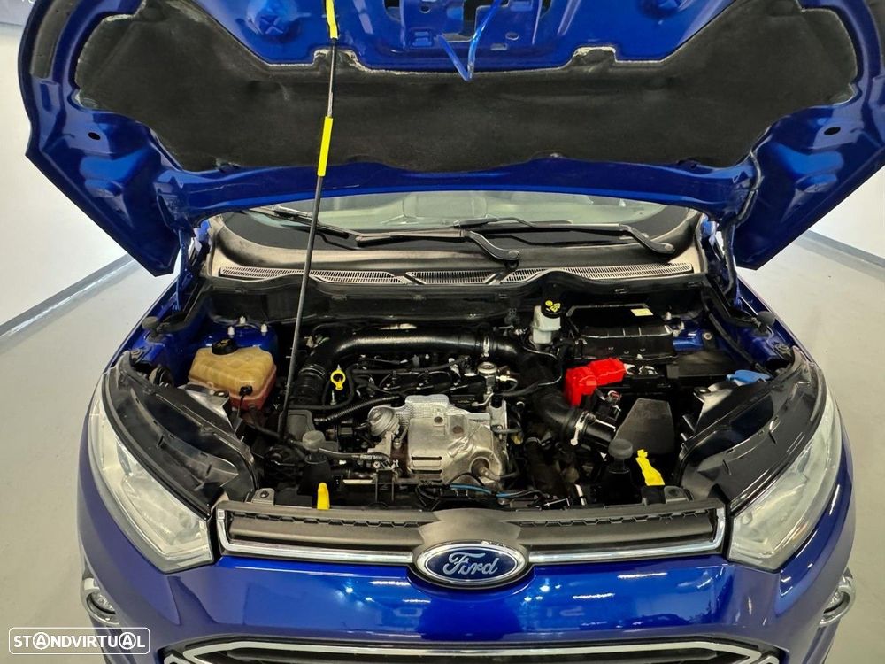 Ford EcoSport 1.0 EcoBoost Titanium - 28