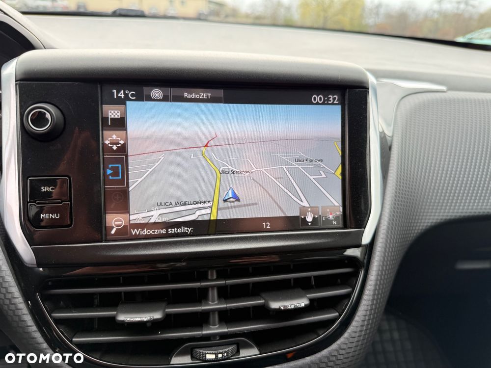 Peugeot 2008 PureTech 82 Style - 22