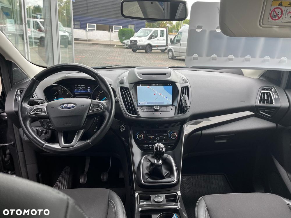 Ford Kuga 2.0 TDCi 2x4 Titanium - 20