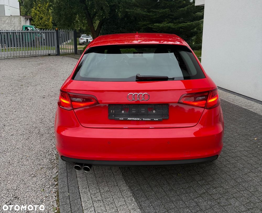 Audi A3 Sportback 1.4 TFSI Attraction - 11