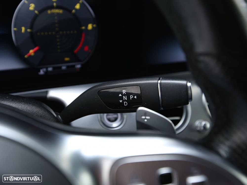 Mercedes-Benz E 300 de AMG Line - 23