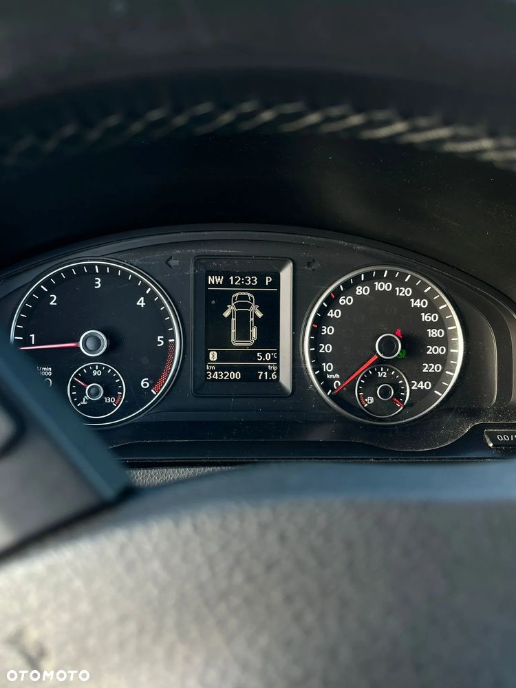 Volkswagen Multivan - 2