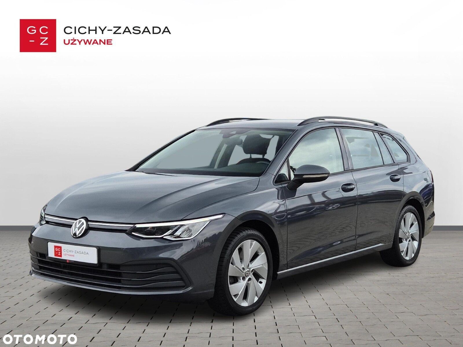 Volkswagen Golf - 1
