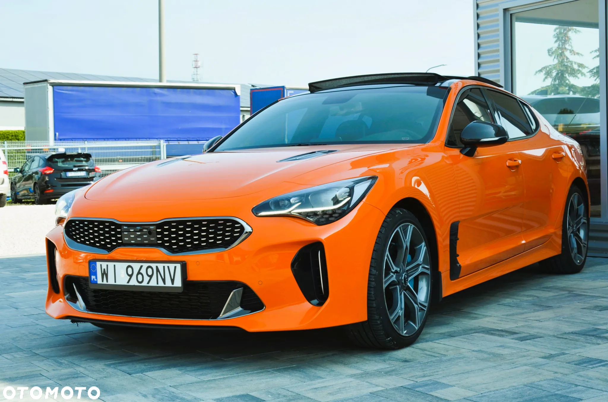 Kia Stinger - 2