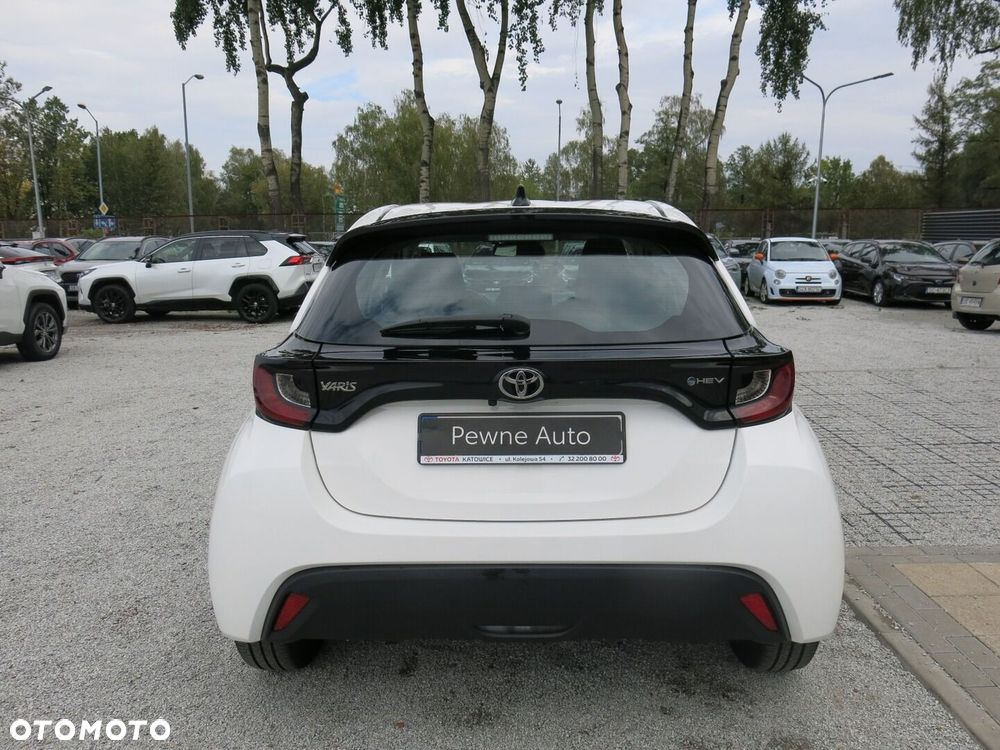 Toyota Yaris Hybrid 1.5 Comfort - 4