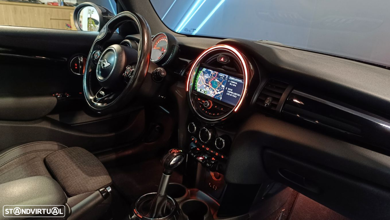 MINI 5 Portas Cooper SD Auto - 57