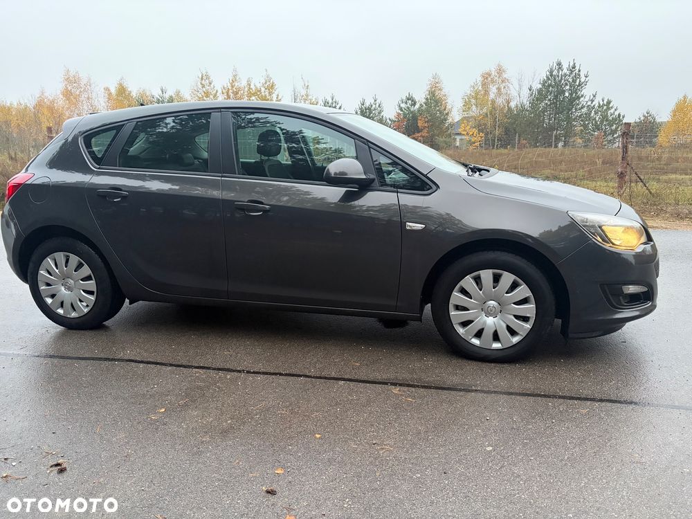 Opel Astra - 6