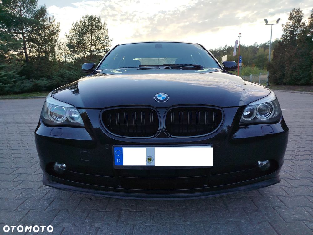 BMW Seria 5 520i - 14