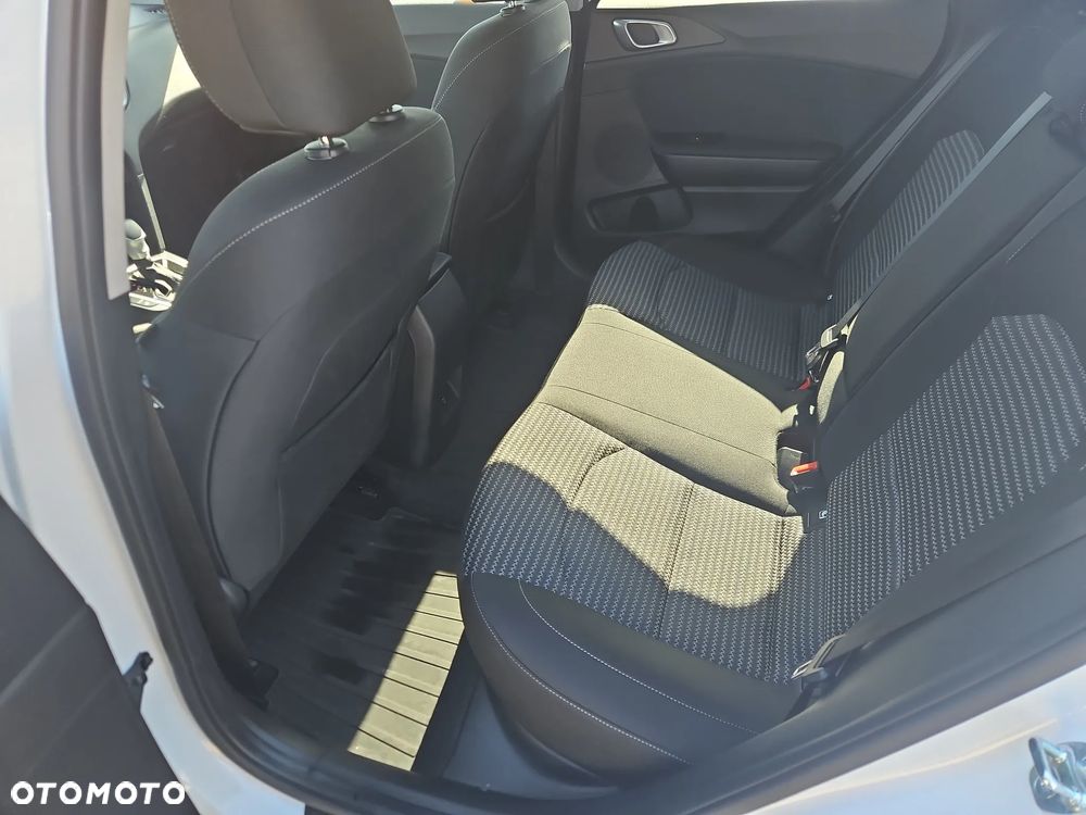 Kia XCeed 1.6 T-GDI M DCT - 17