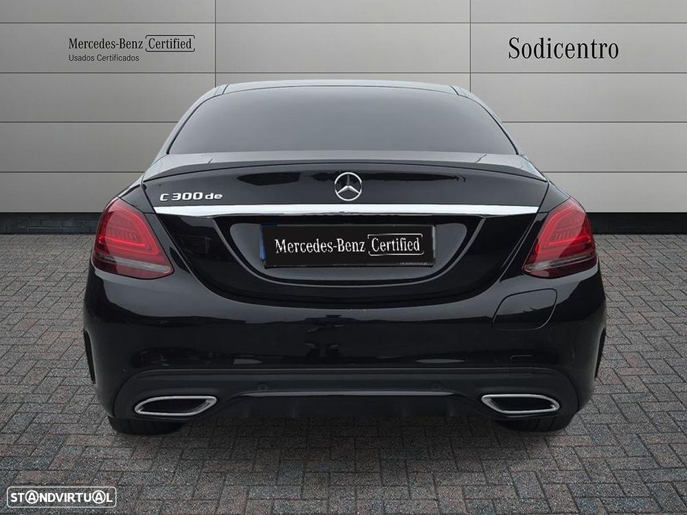Mercedes-Benz C 300 de AMG Line - 9