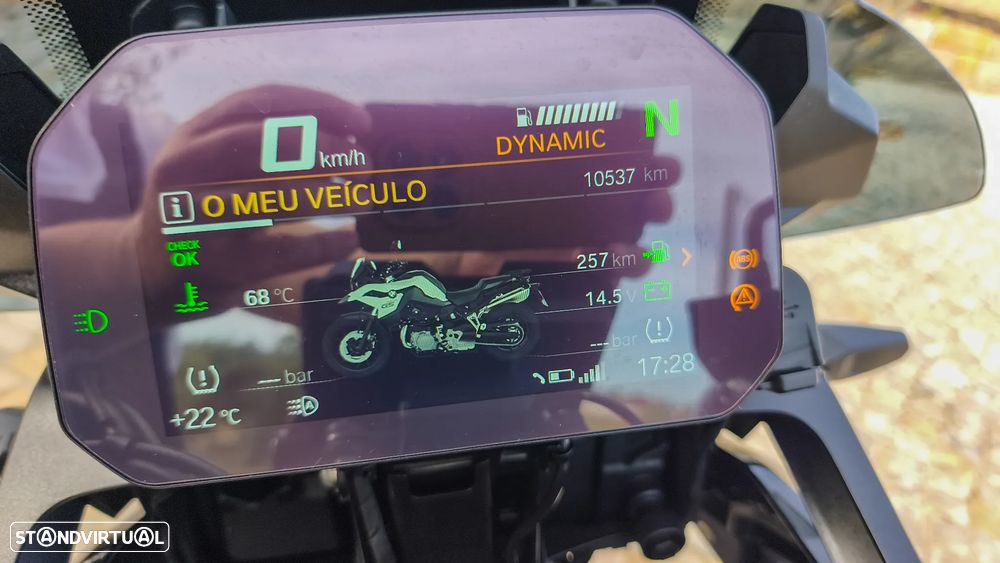 BMW F 750 GS BMW F750 GS Triple Black 10.600km - 14