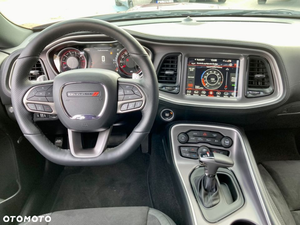 Dodge Challenger 5.7 R/T - 28