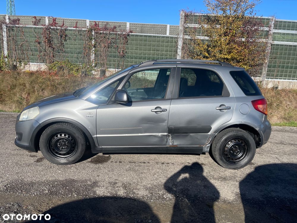 Suzuki SX4 1.9 DDiS DPF 4x4 Club - 5