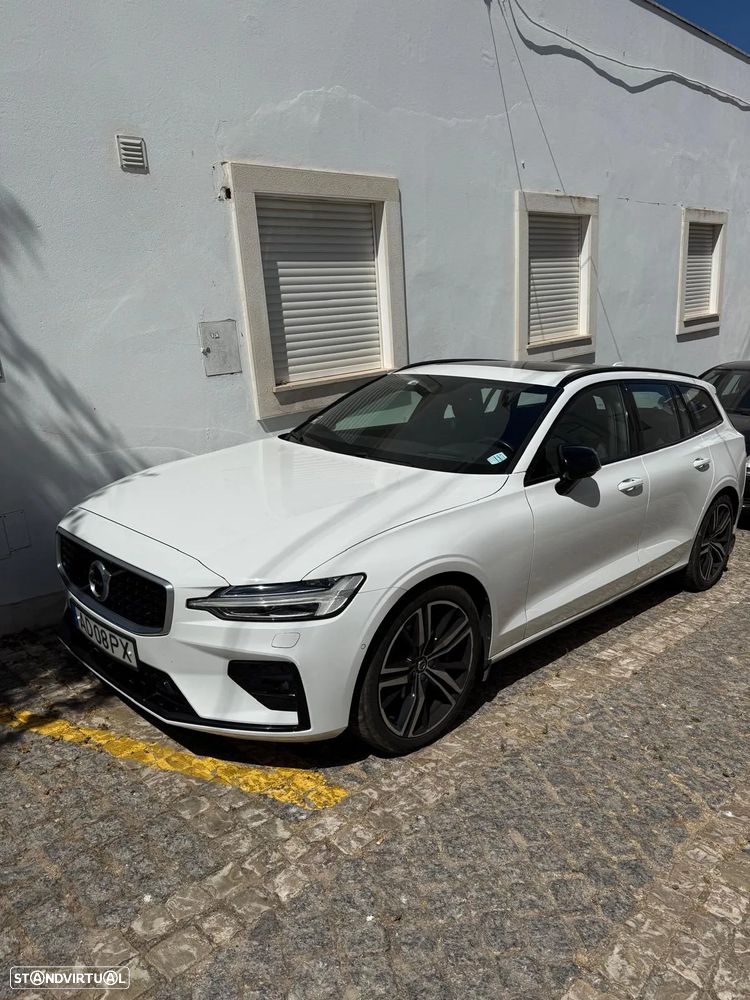 Volvo V60 D4 Geartronic R-Design - 1