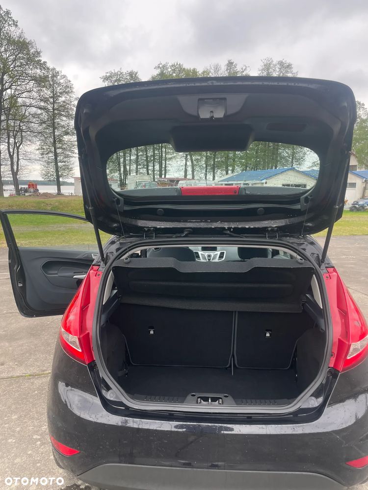 Ford Fiesta 1.25 Celebration - 15