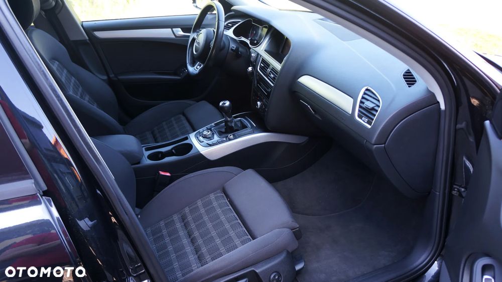 Audi A4 Avant 2.0 TDI DPF Attraction - 8