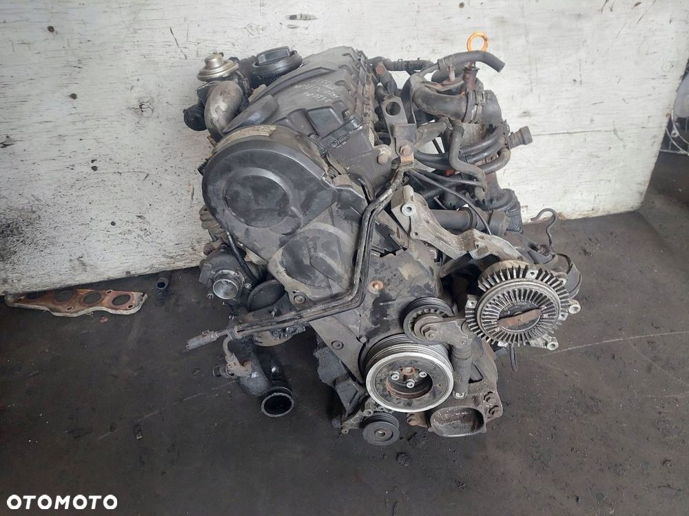 SILNIK DIESEL + TURBINA VOLKSWAGEN PASSAT B5 ATJ 028145702R - 3
