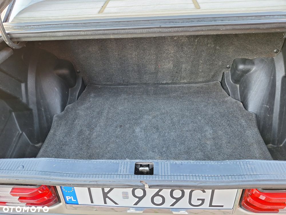 Mercedes-Benz W201 (190) - 16