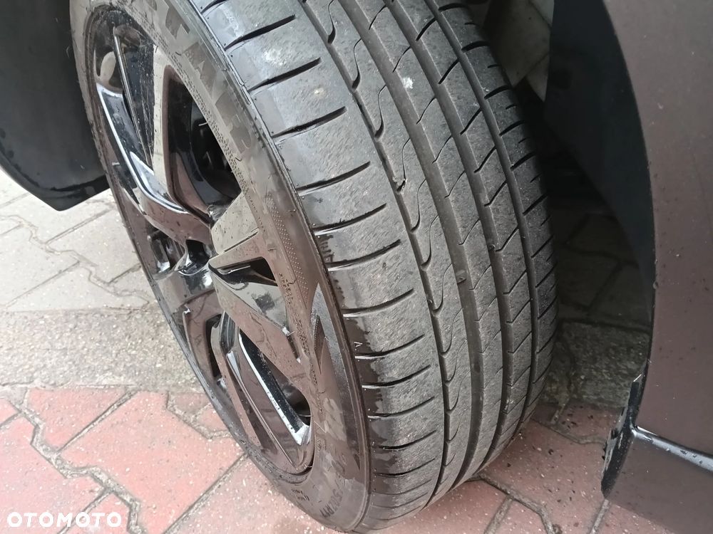 Peugeot 2008 PureTech 130 Stop&Start GT-Line Edition - 32