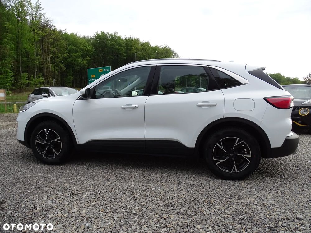 Ford Kuga - 4