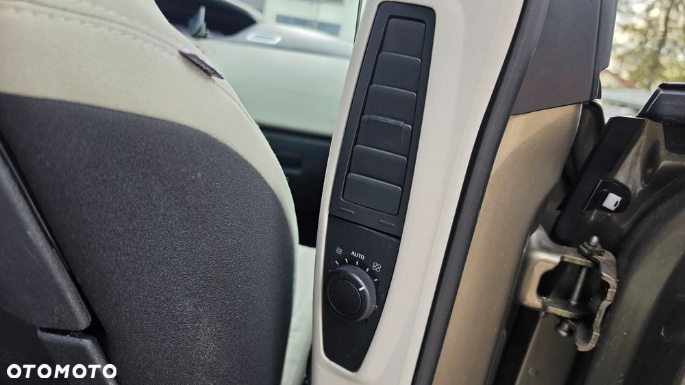 Citroën C4 Picasso 1.8i SX Pack - 23