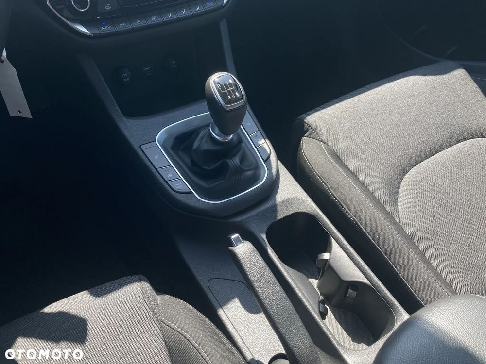 Hyundai i30 1.5 T-GDI 48V Smart - 16