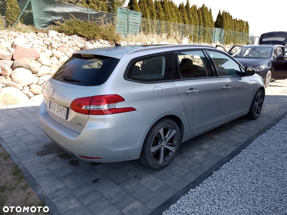 Peugeot 308 - 4