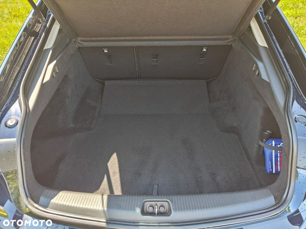 Opel Insignia - 18
