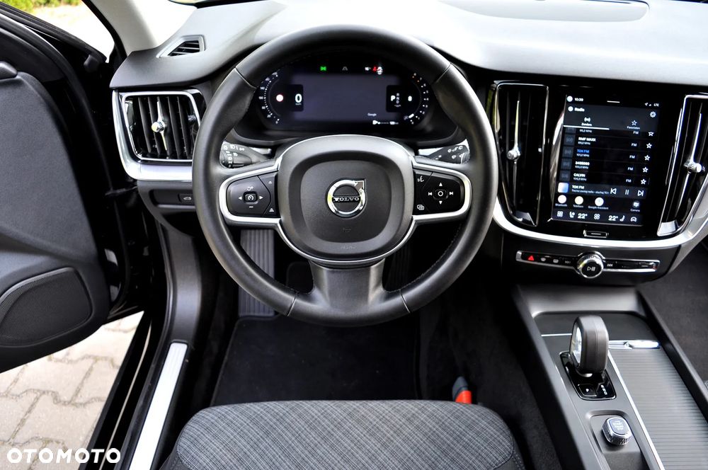Volvo V60 B3 B Geartronic Momentum Pro - 25