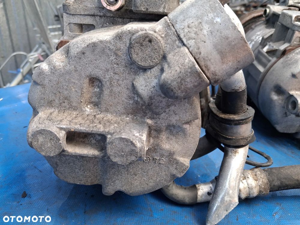 Sprężarka klimatyzacji Volkswagen Passat B5 FL Lift Audi A4 B5 FL Lift A6 C5 FL Lift Skoda Superb Denso 7SBU16C  8D0260808  447220-8182 pompa kompresor klimy 1.9 TDI - 9