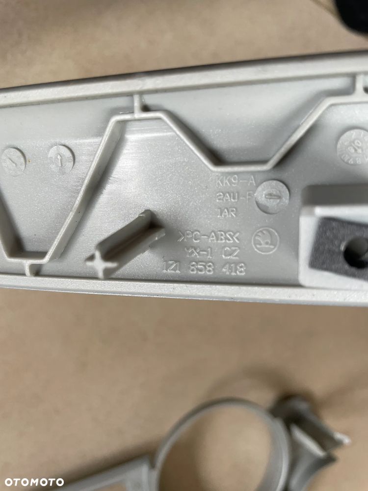 SKODA OCTAVIA II LISTWY DEKORY RAMKA KONSOLI KRATKI NAWIEWU Europa - 3
