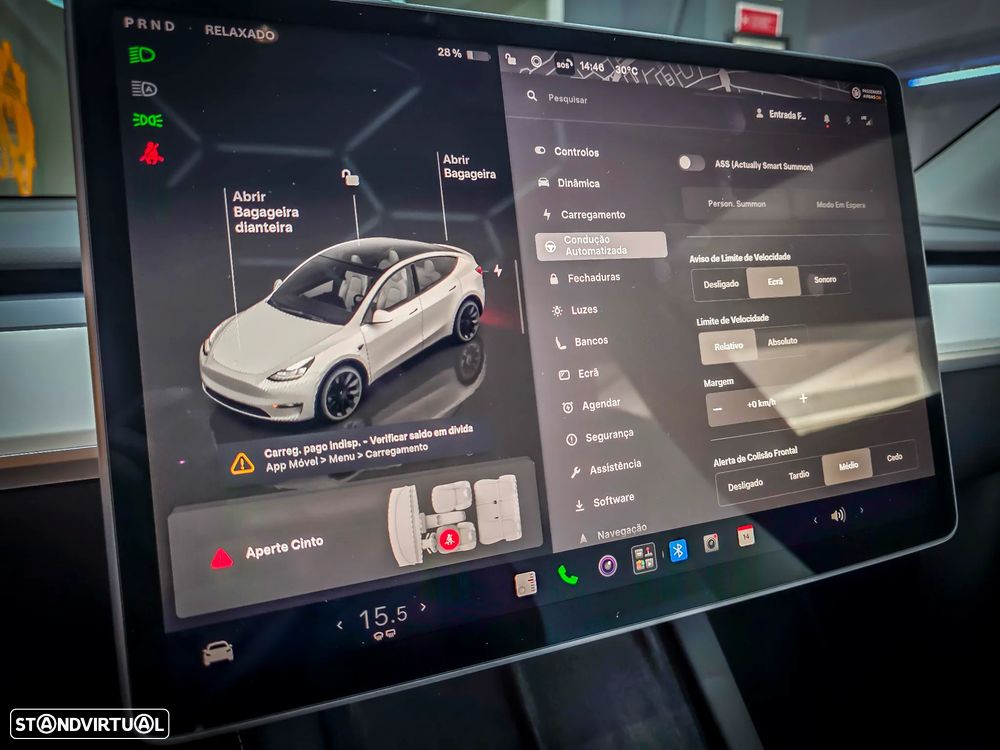 Tesla Model Y Long Range Dual Motor AWD - 28