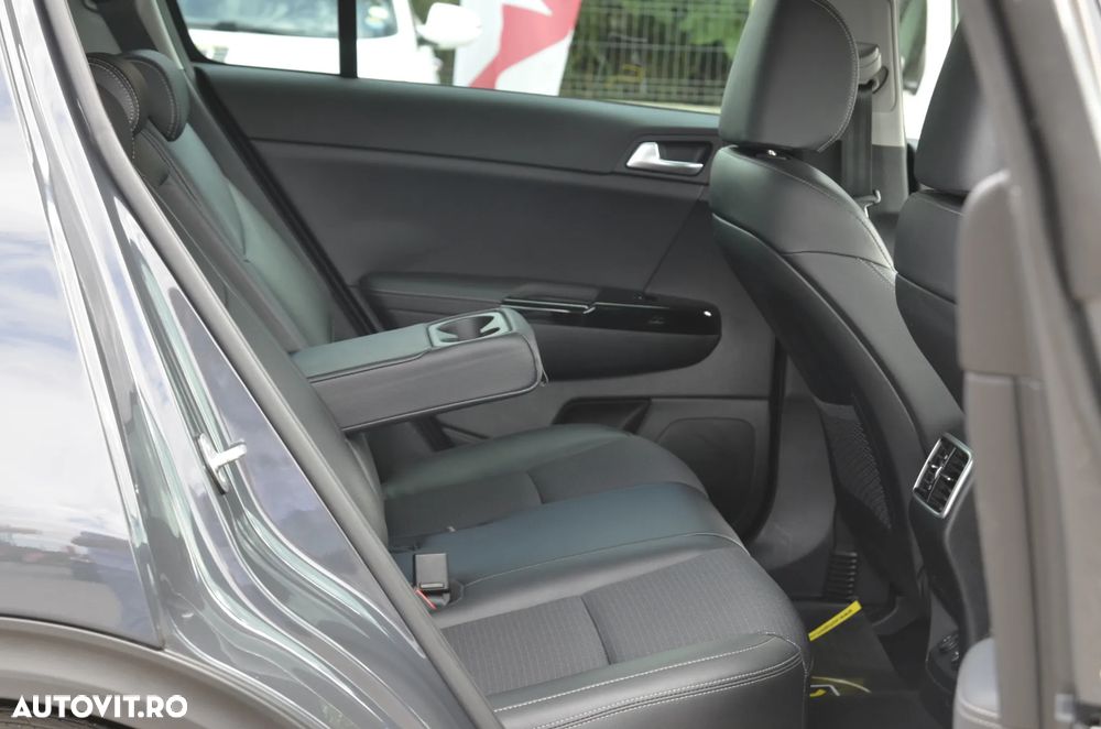 Kia Sportage - 11