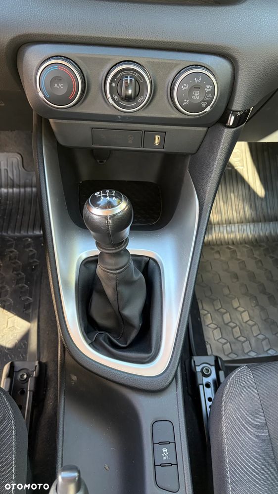 Toyota Yaris 1.5 Comfort - 8