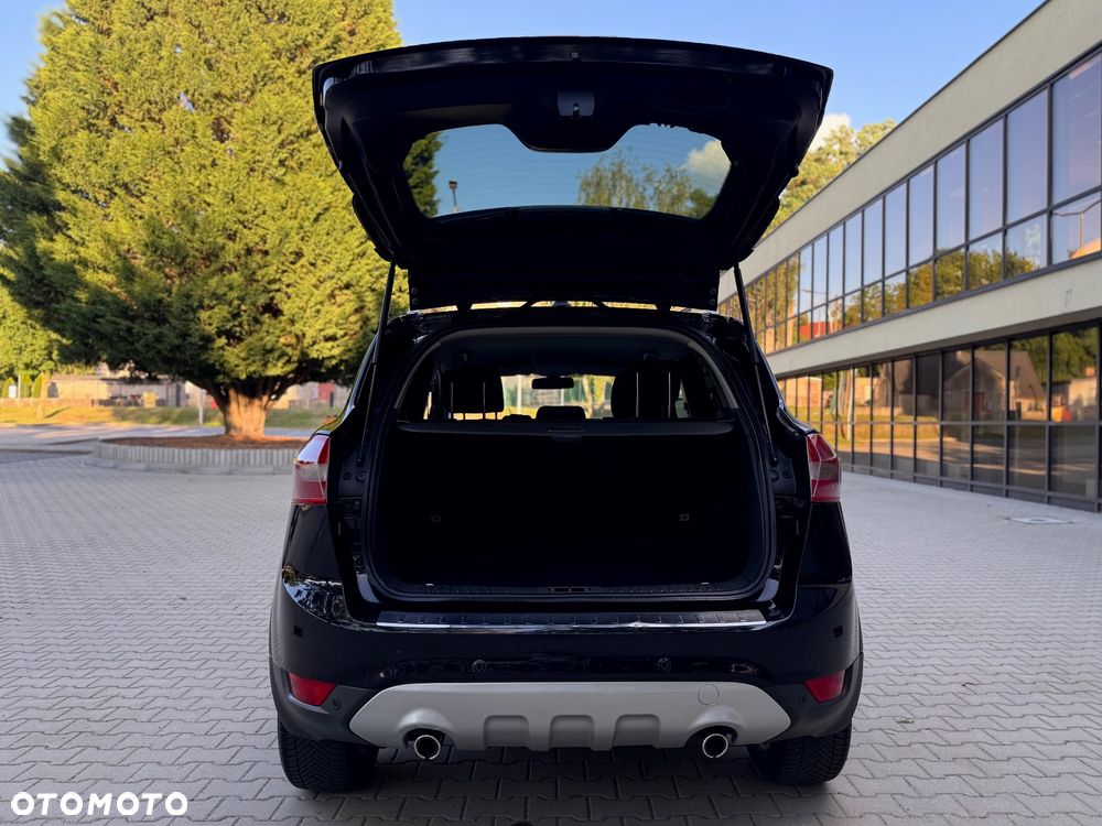 Ford Kuga 2.0 TDCi 2x4 Titanium - 6
