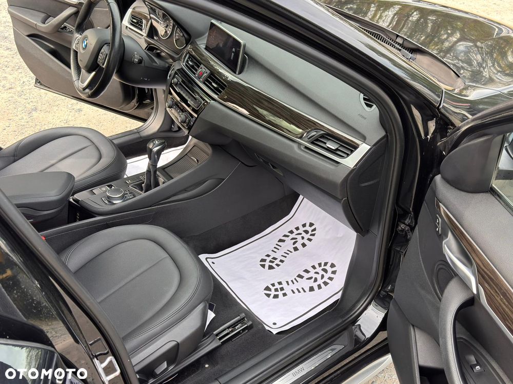 BMW X1 xDrive25i xLine - 13