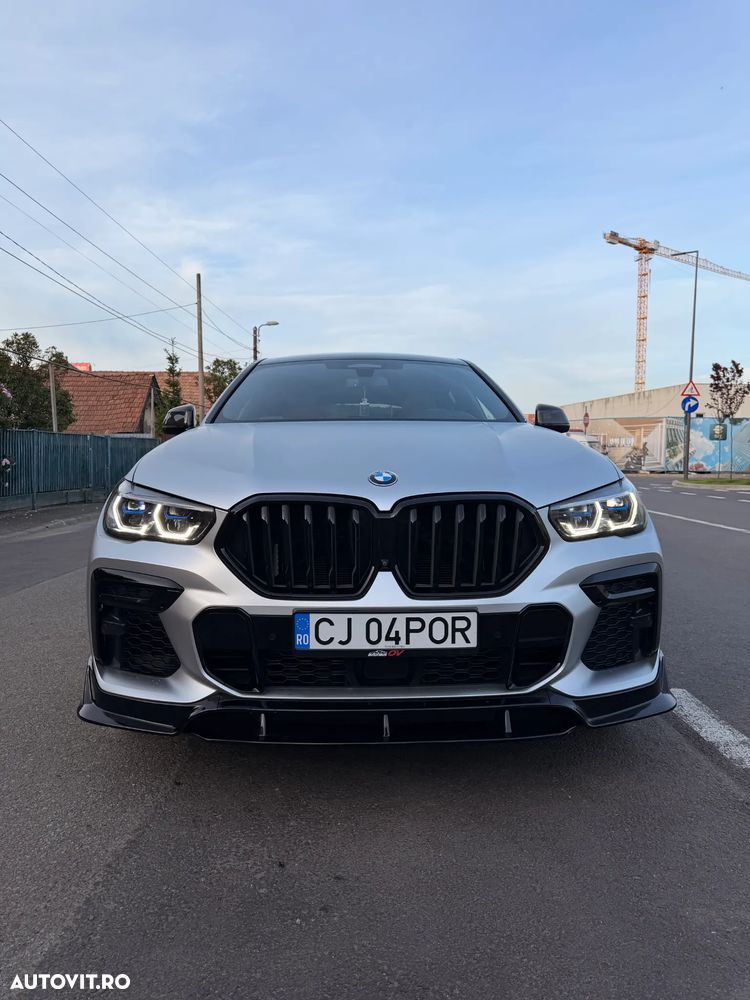 BMW X6 M M50i - 16
