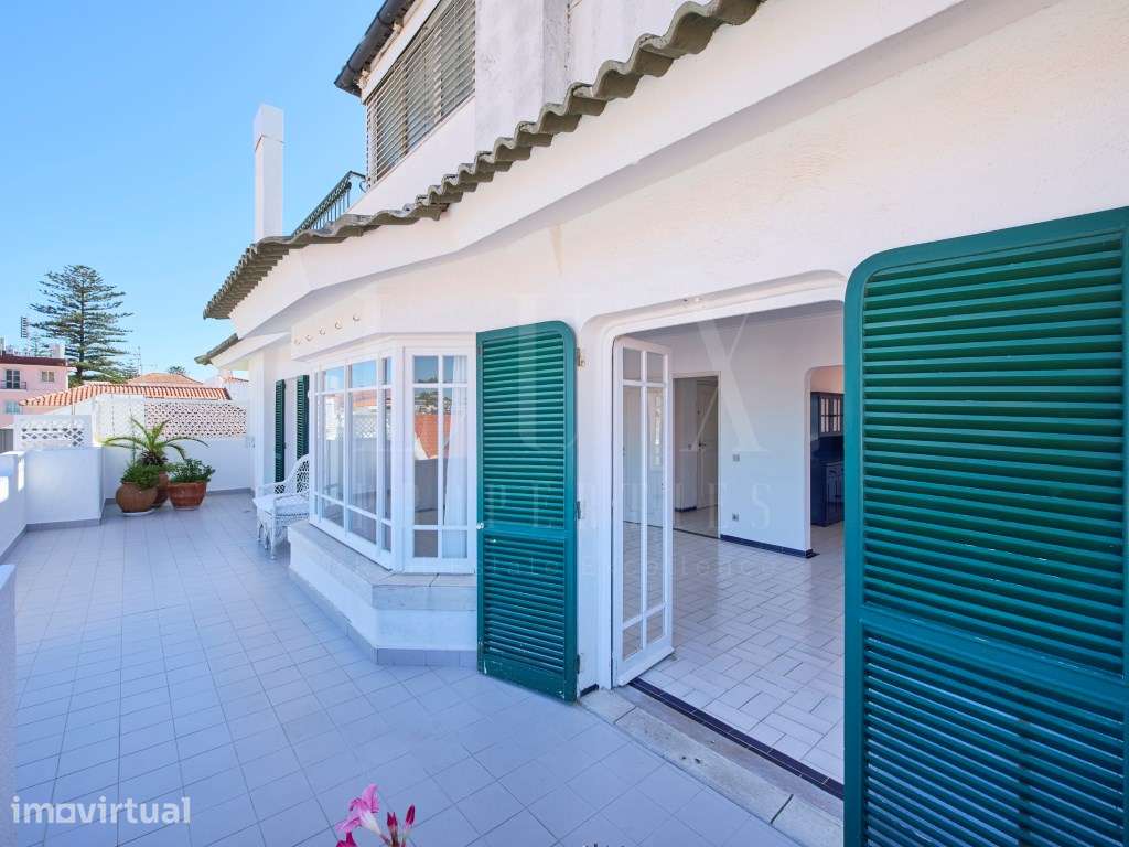 APARTAMENTO T2 COM VISTA MAR E GARAGEM NO CENTRO DE CASCAIS - Grande imagem: 2/60