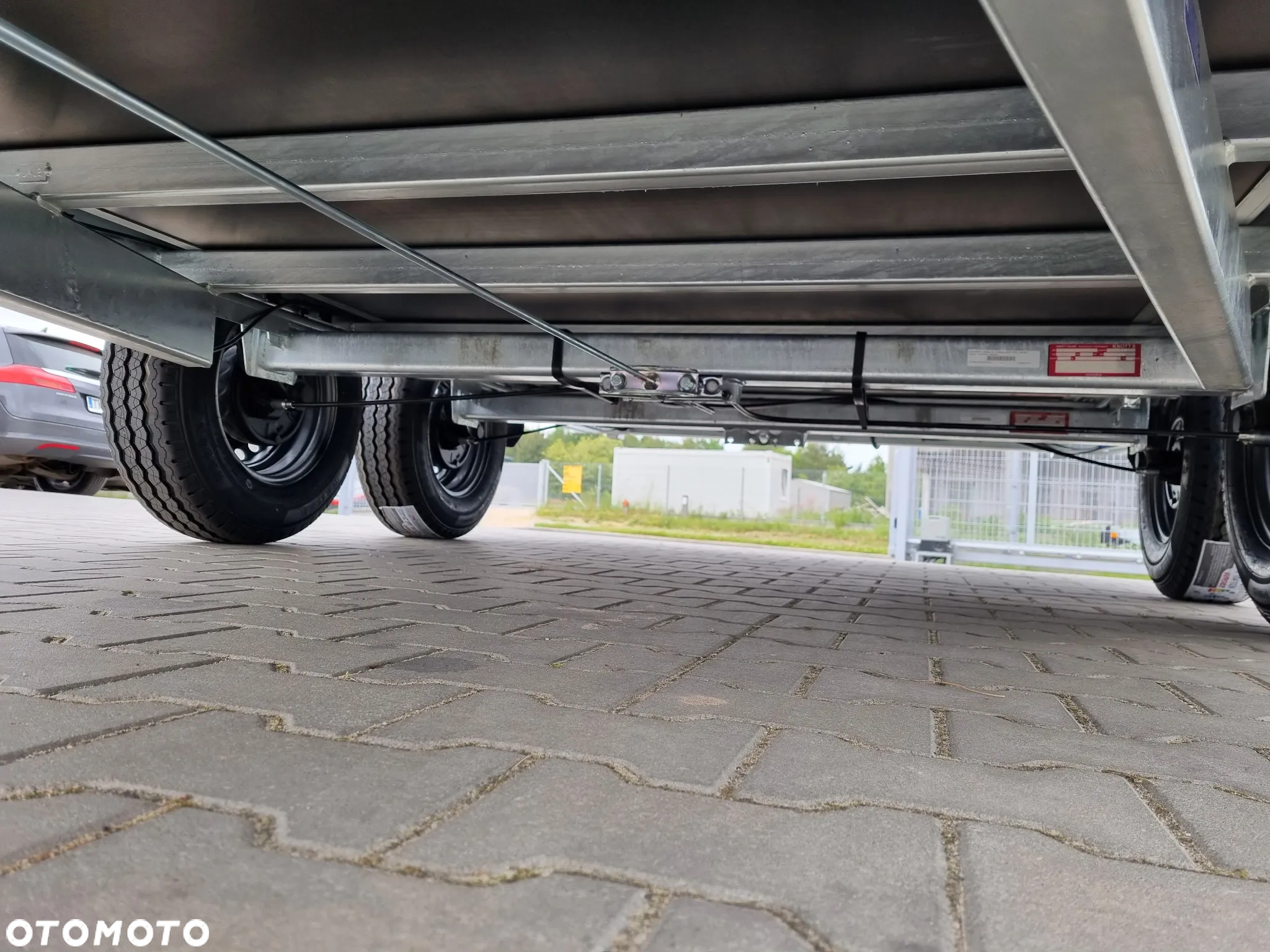 Lorries Przyczepa TPM 27, 303x160 cm 2,7T koparka, bobcat - 27