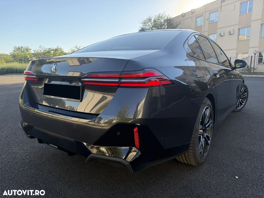BMW Seria 5 520i Aut. - 5