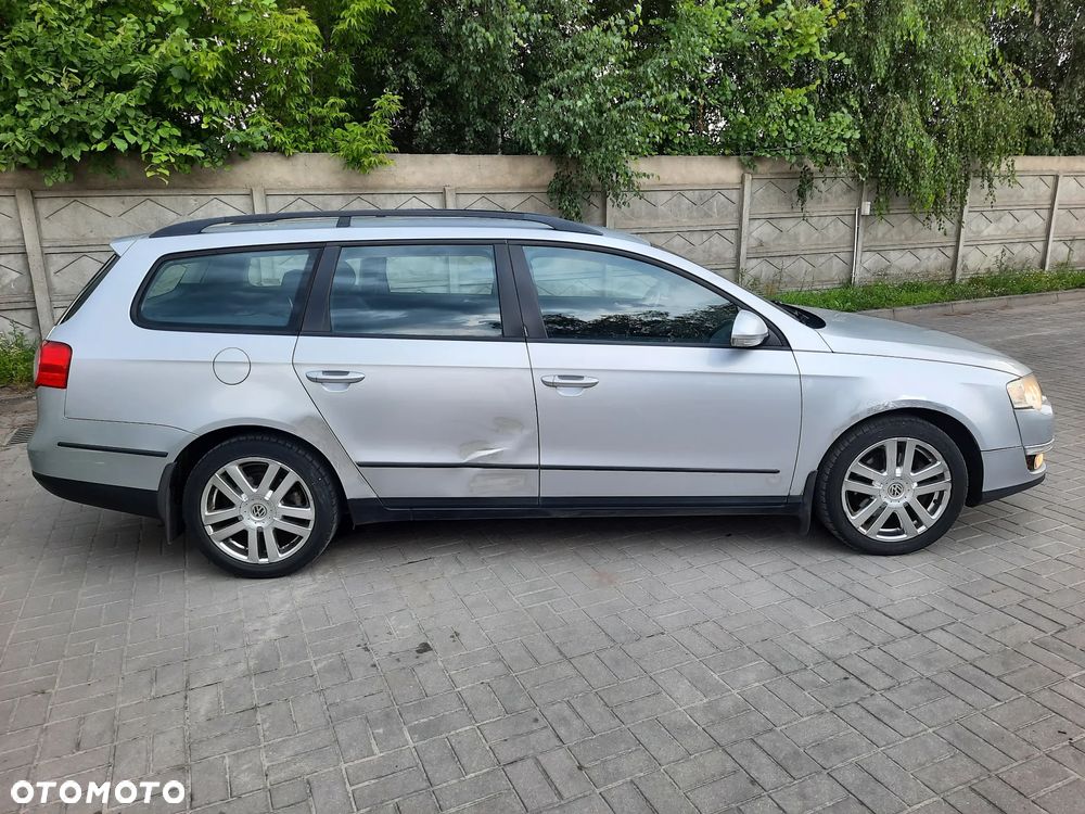 Volkswagen Passat 2.0 TDI Trendline - 4
