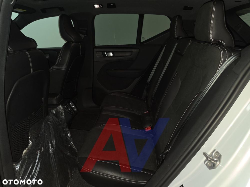 Volvo XC 40 - 13
