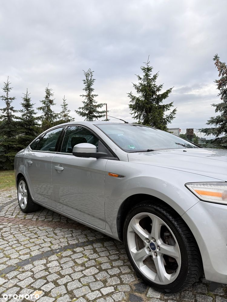 Ford Mondeo 2.0 Titanium - 12