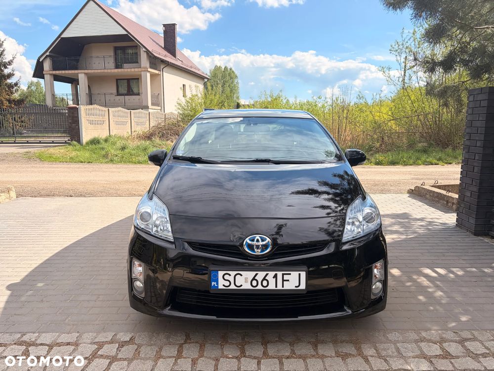 Toyota Prius 1.8 HSD Prestige - 2