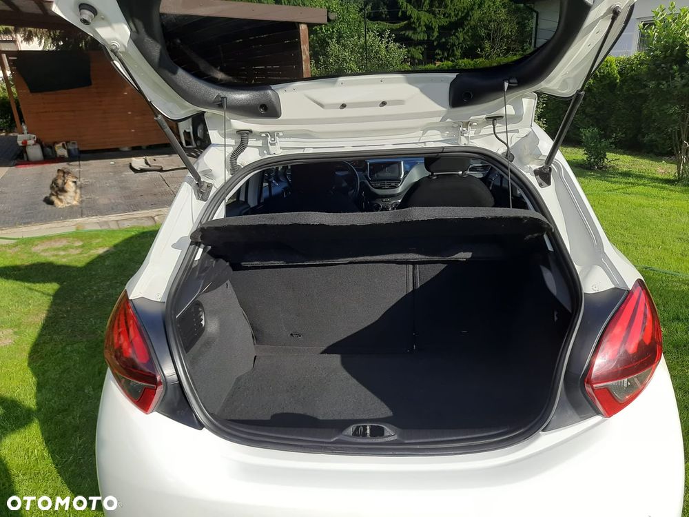 Peugeot 208 1.6 BlueHDi Active - 14