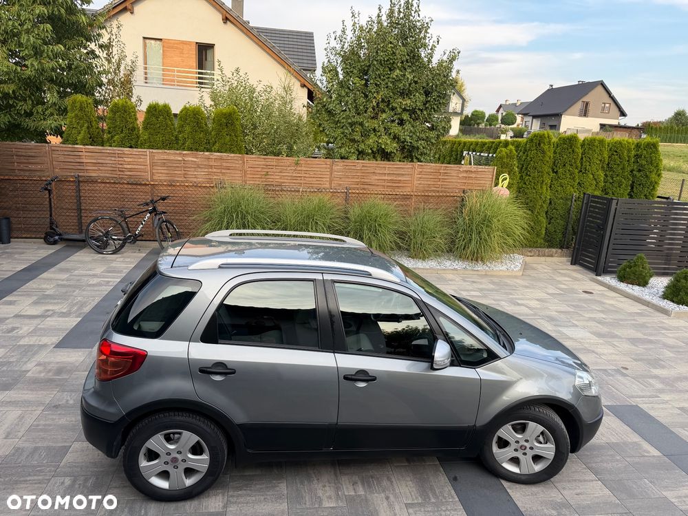 Fiat Sedici 1.6 16V 4x2 Emotion - 16