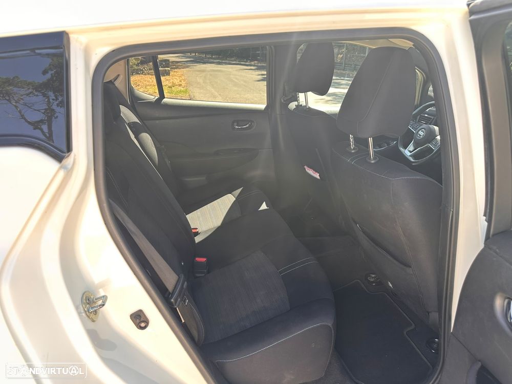 Nissan Leaf 40 kWh Acenta - 35