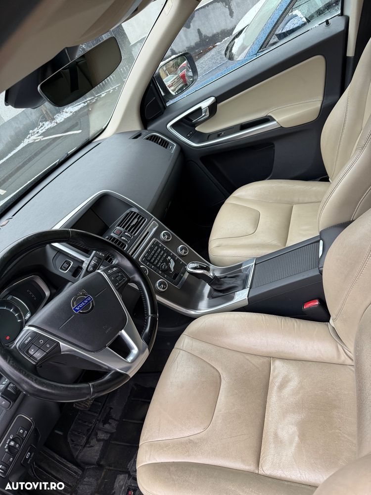 VOLVO XC60 2015 — imagine 7